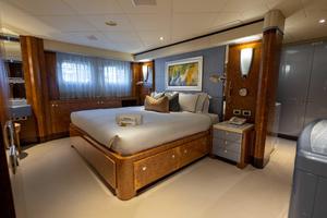 4 Roses 185ft Oceanfast Yacht For Sale