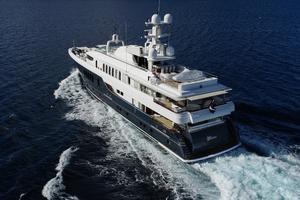 4 Roses 185ft Oceanfast Yacht For Sale